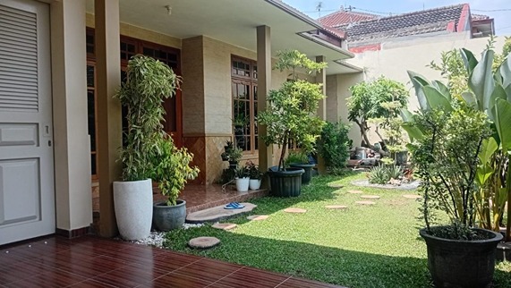 Jasa Pembuatan Taman Bali